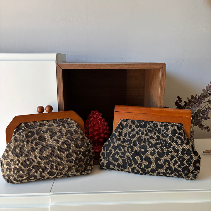 Borsa Sheena